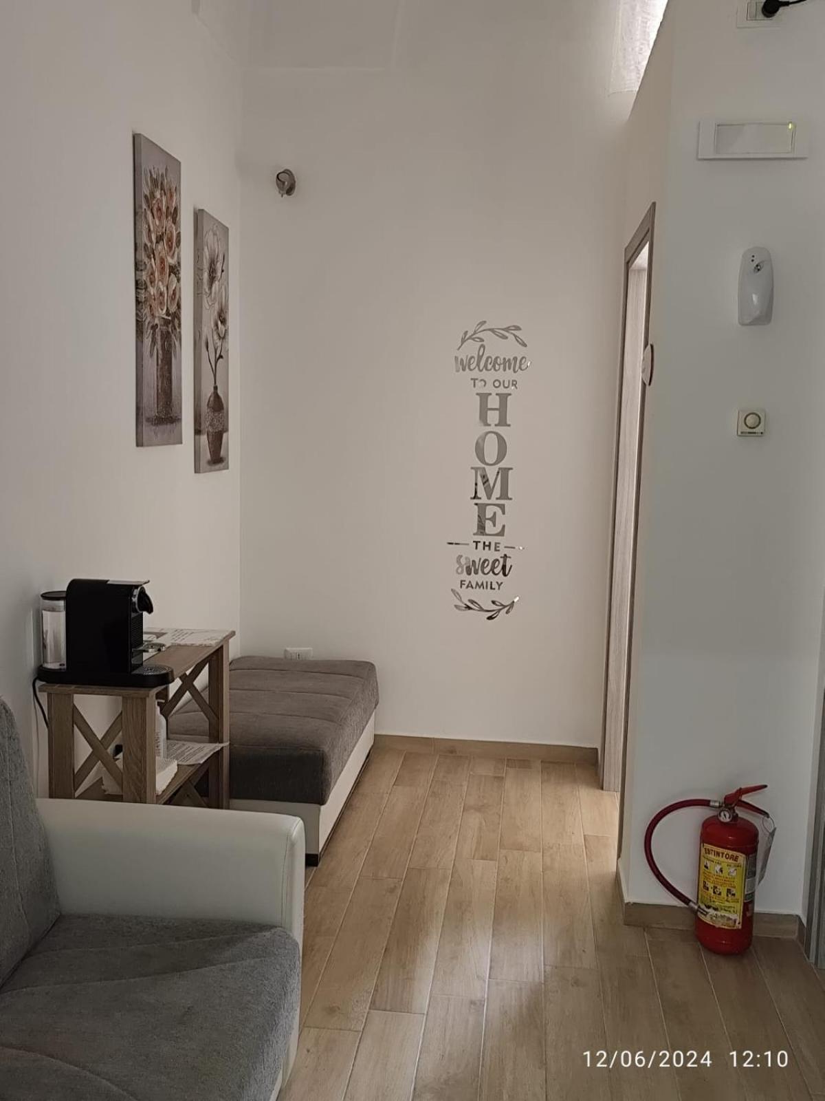 O' Sole Mio Rudiae Rooms เลชเช ภายนอก รูปภาพ