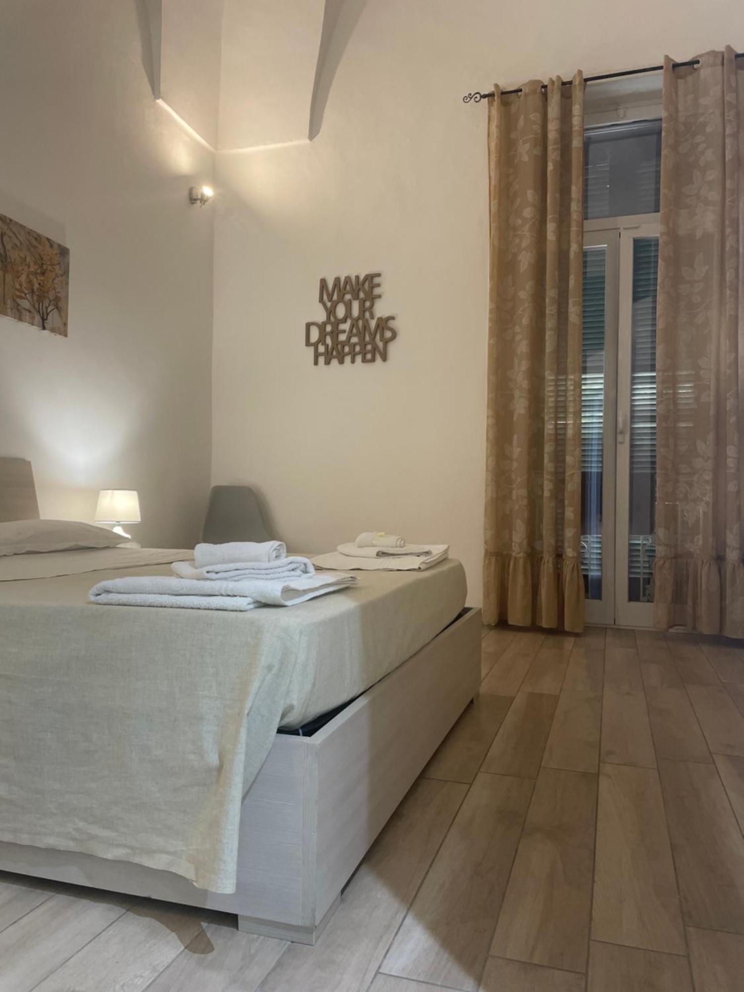 O' Sole Mio Rudiae Rooms เลชเช ภายนอก รูปภาพ